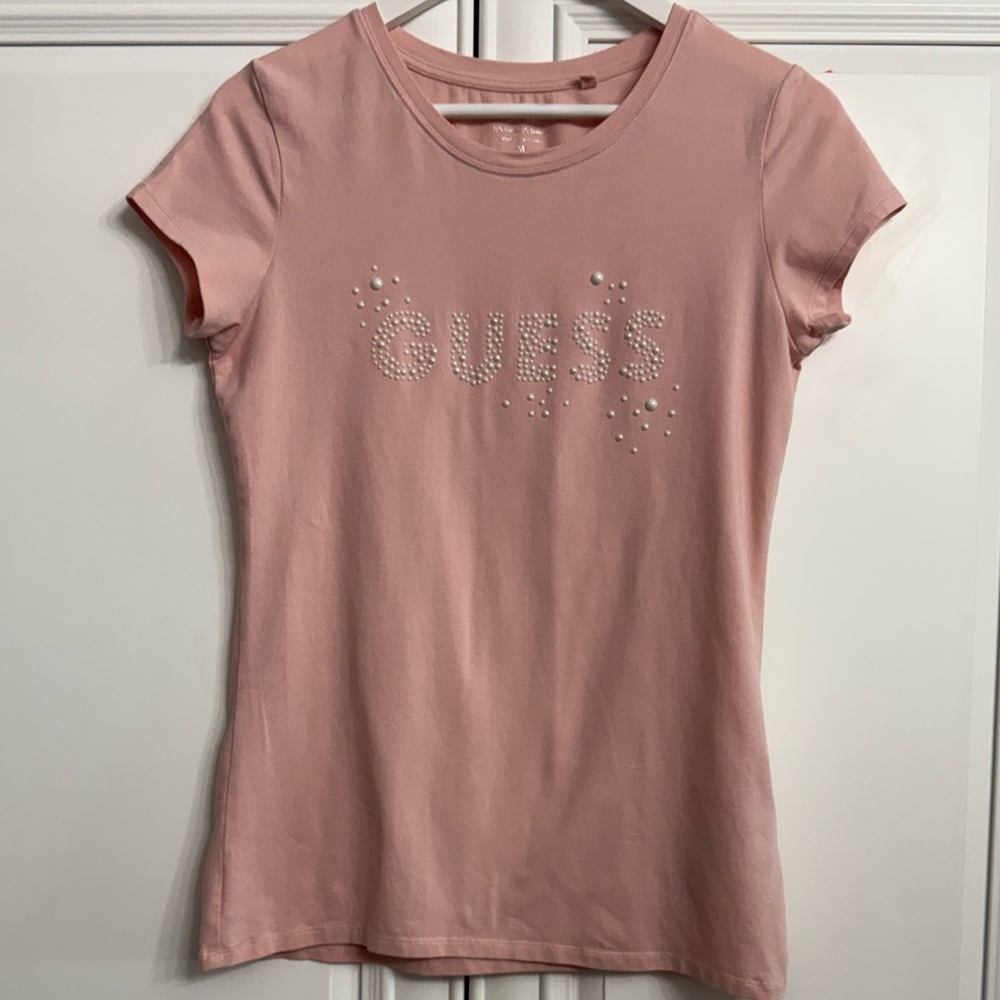 Smart Guess Women’s Sz Medium Pink Short Sleeve T-Shirt with Logo in Faux Pearls - Picture 2 of 12